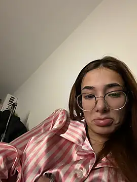 MiilaStarr online show from 03.12.26