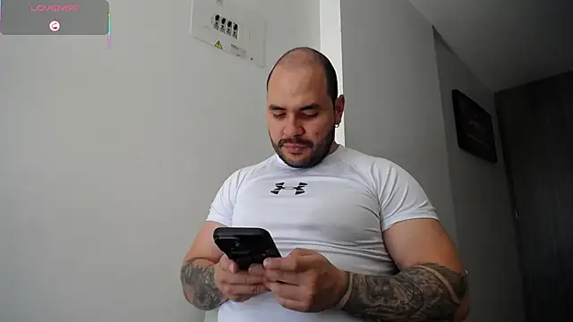 Snapshot of Axel_Dominus chatting on 08.07.26 Axel Dominus online show from 08.07.26