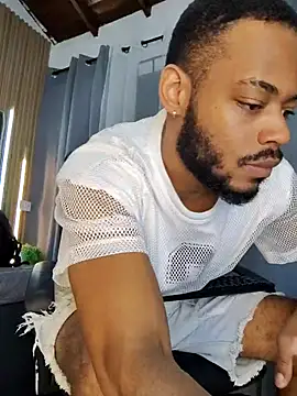 Oliver bigblack cock online show from 04.13.26