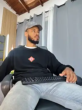 Oliver bigblack cock online show from 04.26.26