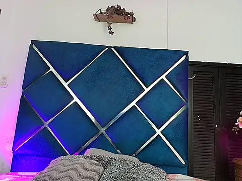 AnaisNuaghty online show from 03.24.26