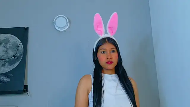 TaniaTaylor   online show from 03.30.26