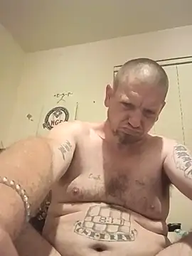 Snapshot of Testingisthison chatting on 04.11.26 Testingisthison online show from 04.11.26