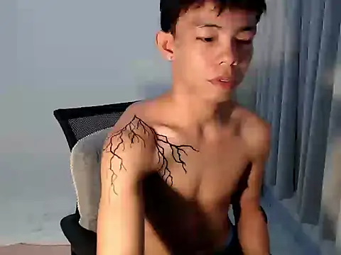 hottasianboy online show from 05.14.26