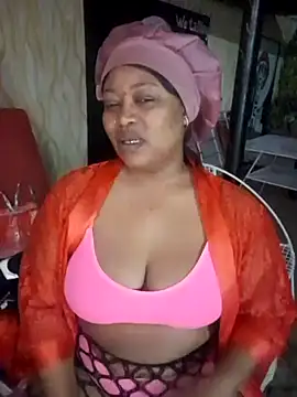 Snapshot of ShavePussyFatAssxx chatting on 06.17.26 ShavePussyFatAssxx online show from 06.17.26