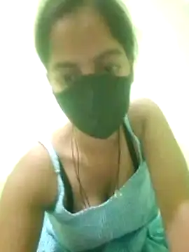 nidhiyadav00 online show from 04.21.26