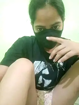 nidhiyadav00 online show from 05.02.26