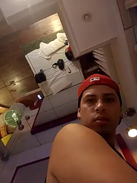 Snapshot of PiruRodri chatting on 03.12.26 PiruRodri online show from 03.12.26