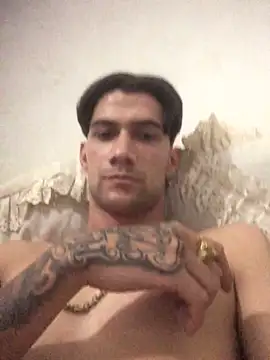 Snapshot of tokin22 chatting on 03.18.26 tokin22 online show from 03.18.26