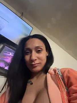 Snapshot of FerrariFrench chatting on 03.04.26 FerrariFrench online show from 03.04.26