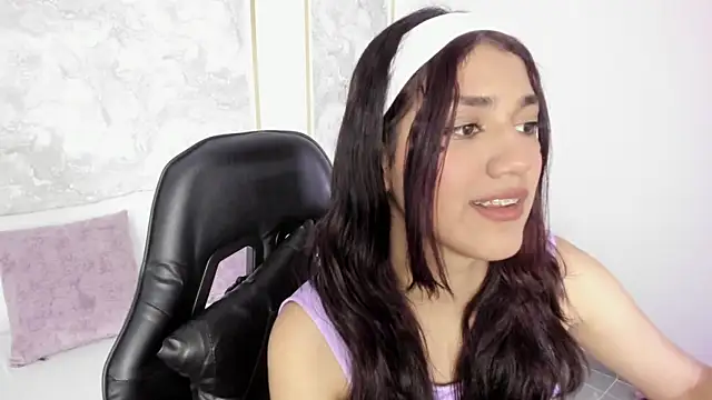 cristin collins online show from 05.05.26