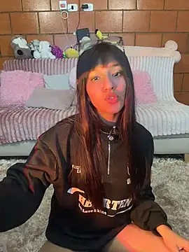 xayah cute online show from 05.04.26
