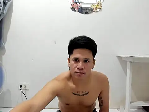 Snapshot of dion_cummer chatting on 03.14.26 dion cummer online show from 03.14.26