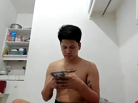 Snapshot of dion_cummer chatting on 03.19.26 dion cummer online show from 03.19.26