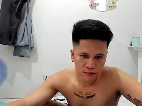 Snapshot of dion_cummer chatting on 03.20.26 dion cummer online show from 03.20.26