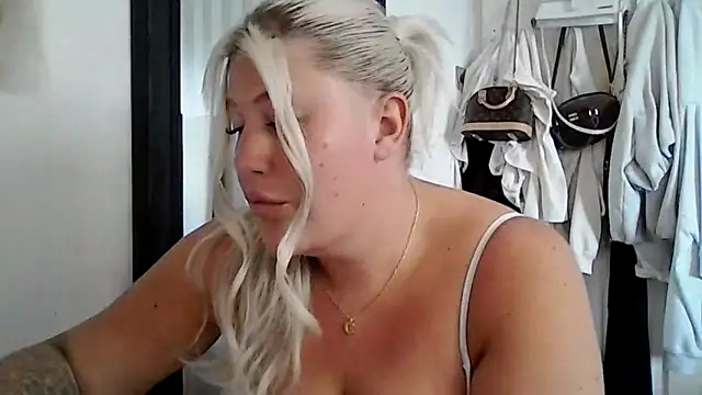Lexi Laura online show from 05.31.26