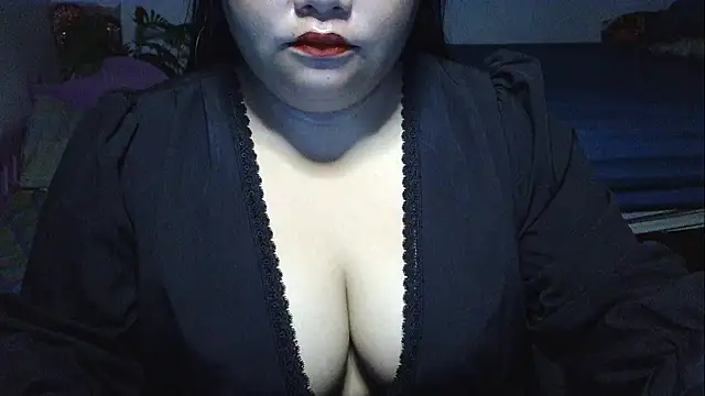 prettycarla  online show from 04.20.26