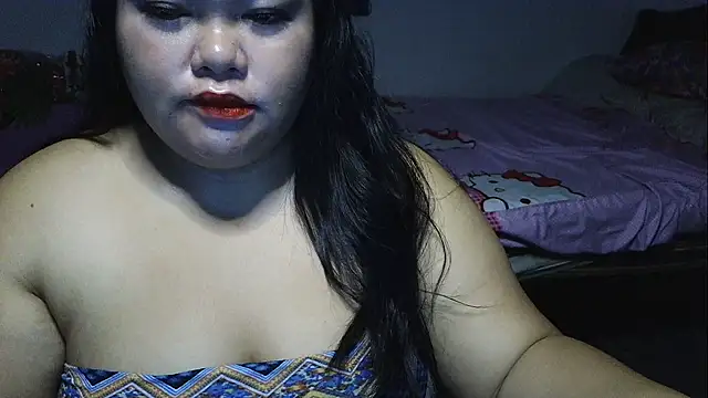 prettycarla  online show from 04.24.26
