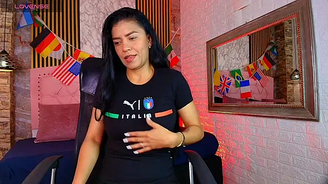 AishaCambell  online show from 06.16.26
