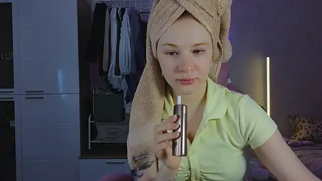 GoldenSunBunny online show from 04.24.26