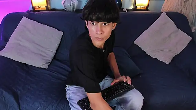 Cheys Mast online show from 03.17.26