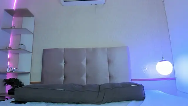 Cheys Mast online show from 04.05.26