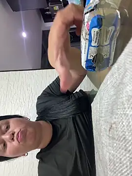 Snapshot of pamela_hornny_Rosi chatting on 04.01.26 pamela hornny Rosi online show from 04.01.26