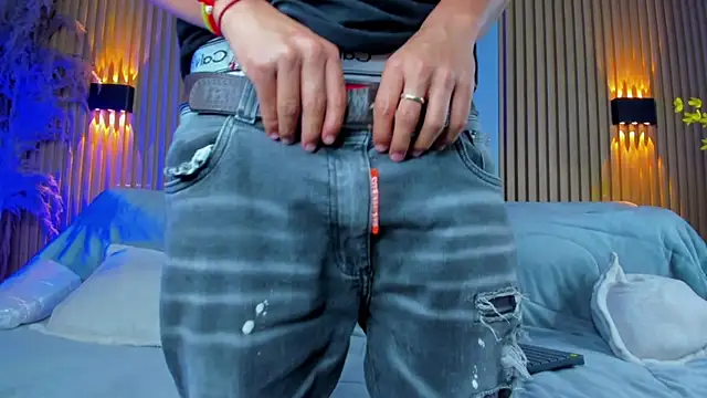 Liam Dustin online show from 08.04.26