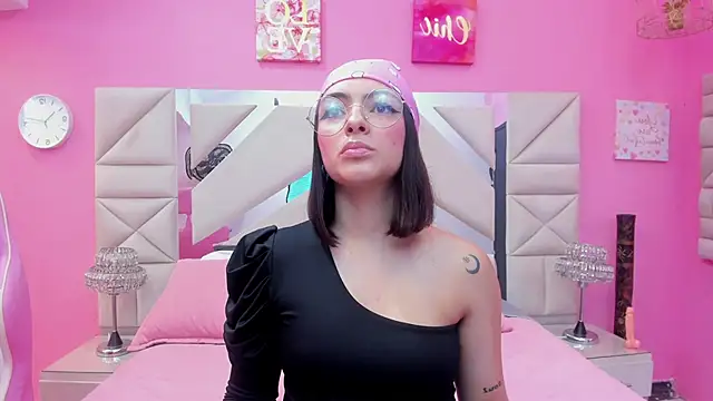 Ivy Yovng online show from 03.28.26