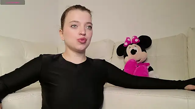 Minnie mouse 18 online show from 03.15.26