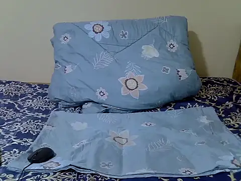 Darkchocolatequeen online show from 07.08.26