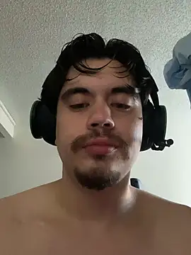 Snapshot of RuledTribe chatting on 03.29.26 RuledTribe online show from 03.29.26