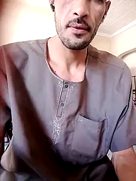 Snapshot of Thisizhakim chatting on 06.27.26 Thisizhakim online show from 06.27.26