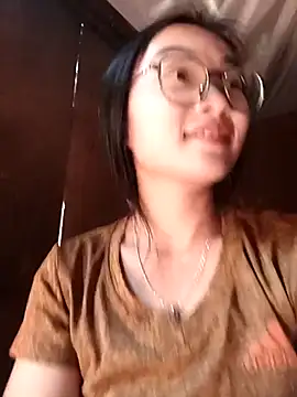 Snapshot of emmasexy2k chatting on 03.19.26 emmasexy2k online show from 03.19.26