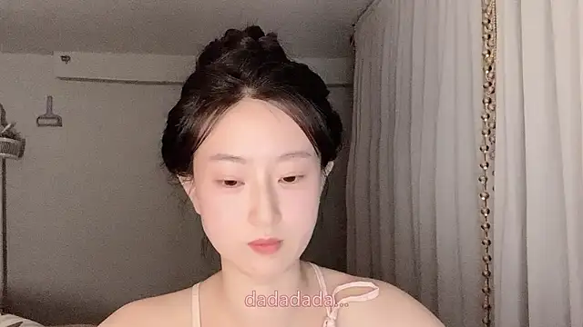 1X-yiyi online show from 06.03.26