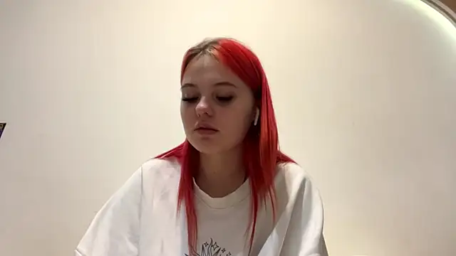 Snapshot of Nexira chatting on 03.15.26 Nexira online show from 03.15.26