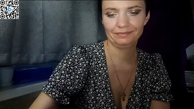 HotMamaQueen234 online show from 06.08.26