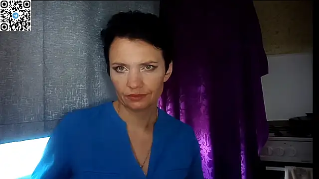HotMamaQueen234 online show from 06.16.26