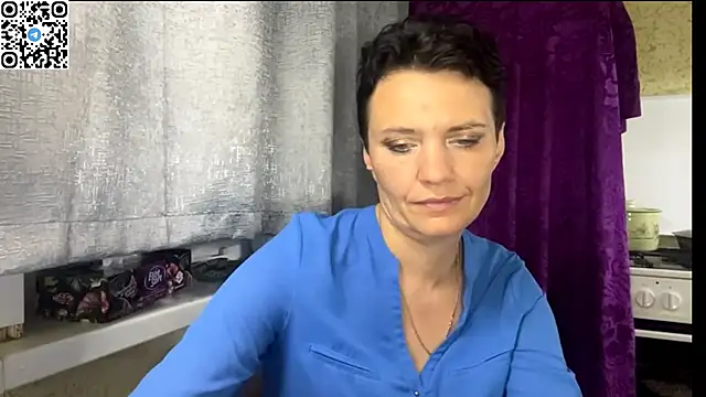 HotMamaQueen234 online show from 06.28.26