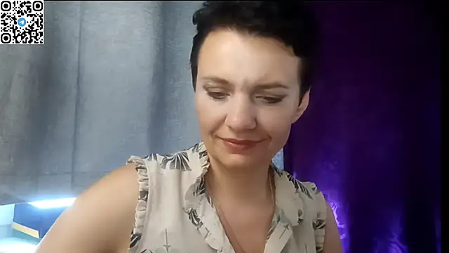 HotMamaQueen234 online show from 07.19.26