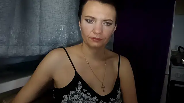 HotMamaQueen234 online show from 07.23.26