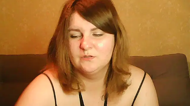 Snapshot of Minisstra chatting on 03.26.26 Minisstra online show from 03.26.26