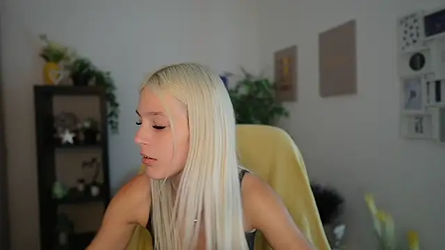 Luna Grace18 online show from 07.13.26