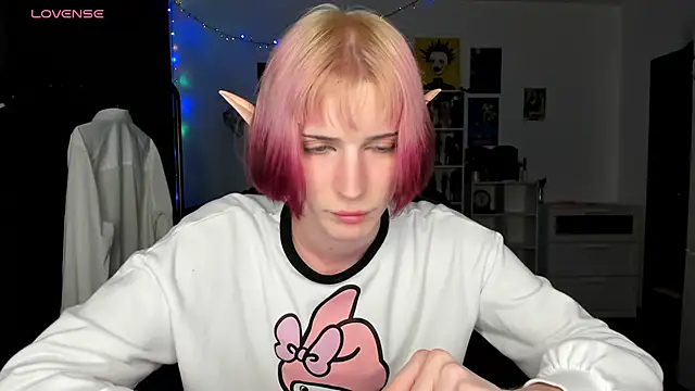 Snapshot of sweet_peach___ chatting on 04.07.26 sweet peach online show from 04.07.26