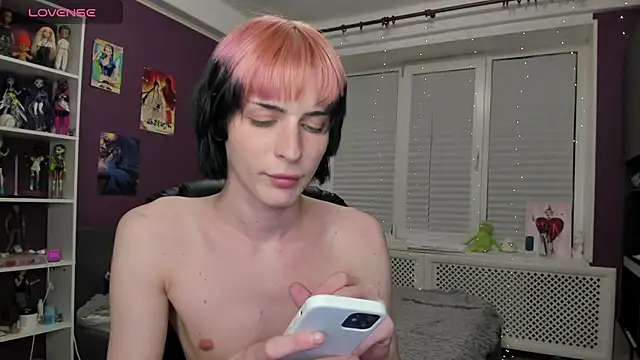 sweet peach    online show from 05.16.26