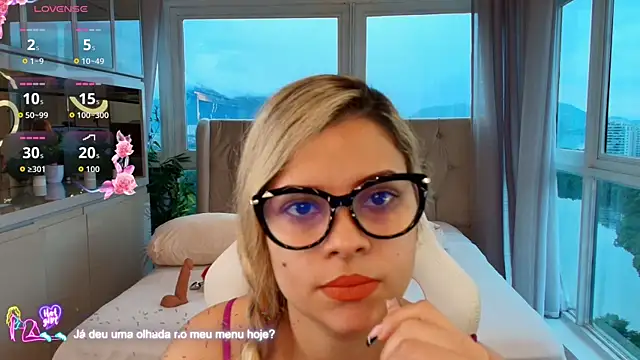 Snapshot of Florence_Ford chatting on 06.17.26 Florence Ford online show from 06.17.26