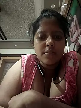 Rainy Royal online show from 03.23.26