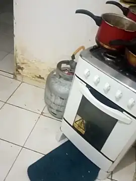 Snapshot of larissa____hot chatting on 03.18.26 larissa hot online show from 03.18.26