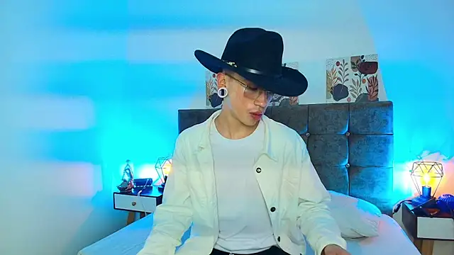 Yoshua Smith online show from 05.03.26