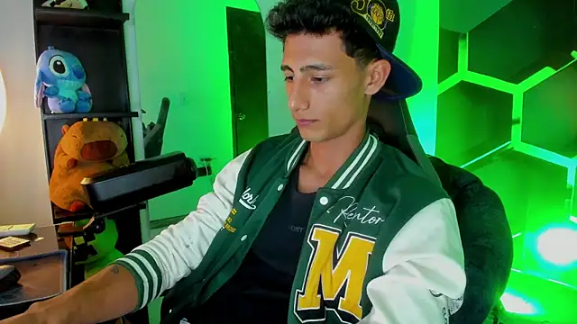 MaxiimoRomano  online show from 07.29.26